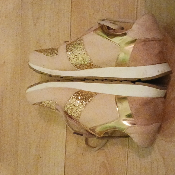 Dusty Rose, Gild Shimmering at toe, matte gold at laces, size 9, - Picture 5 of 10